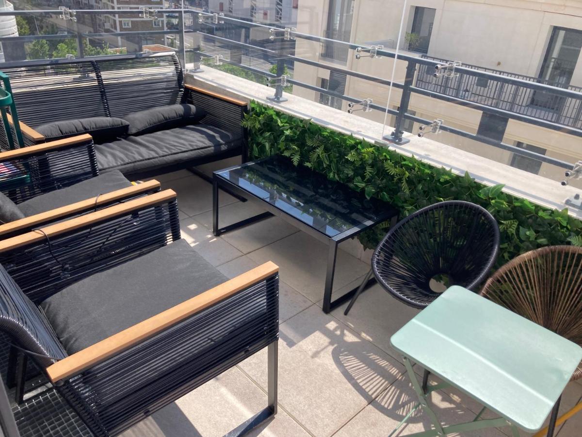 Superbe Apt, Parking Gratuit, Proche Ligne 13&14, Ideal Famille & Vue Montmartre ! Saint-Ouen (Seine-Saint-Denis) Exterior foto